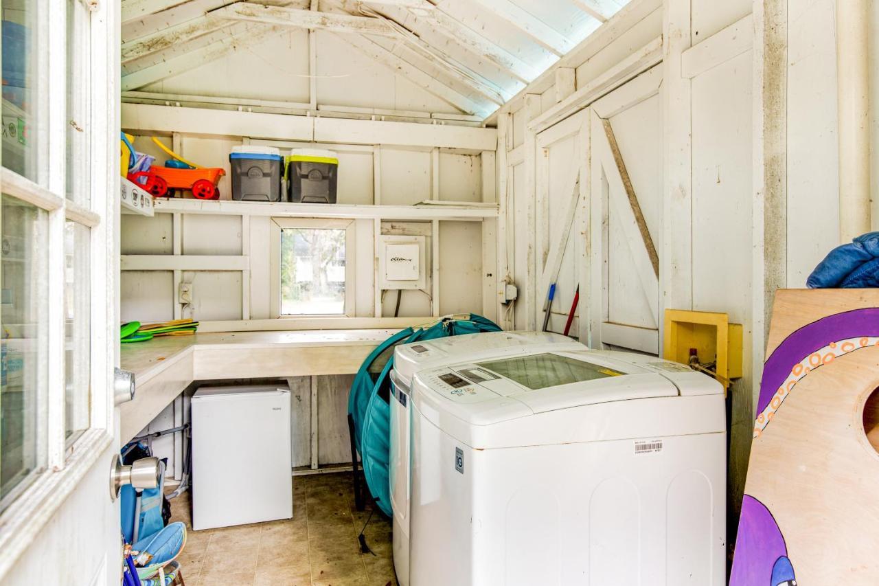 This Place Cottage B Folly Beach Bagian luar foto
